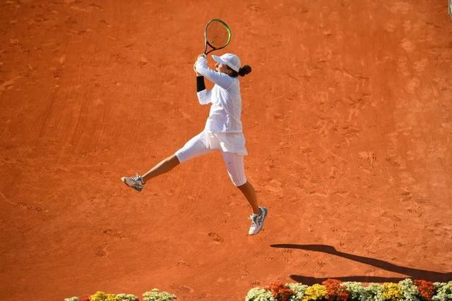 重心转移到 重心转移到