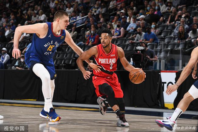 体现出了与 体现出了与